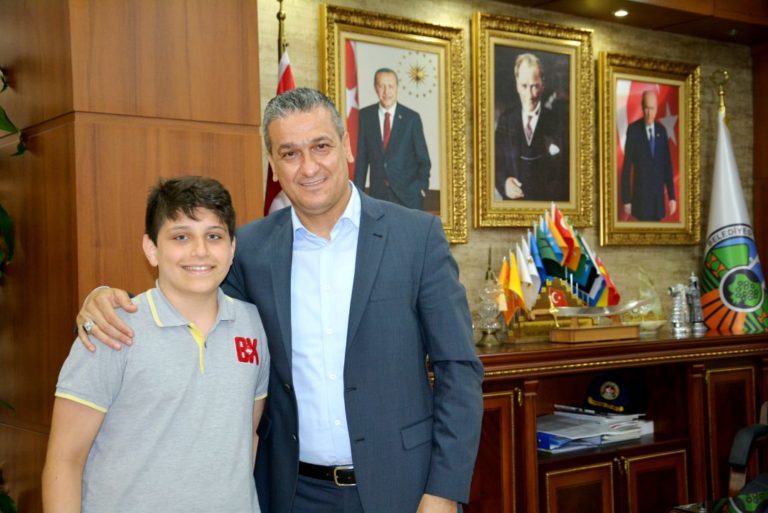 LGS Şampiyonu Başkan İbrahim Gül'ü Ziyaret Etti.